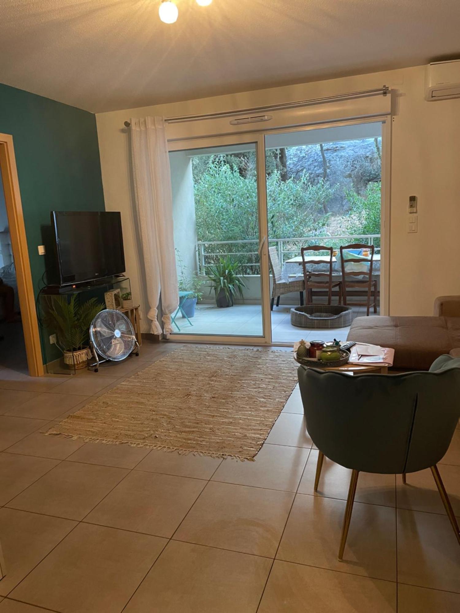 Joli Proche Centre Apartment *